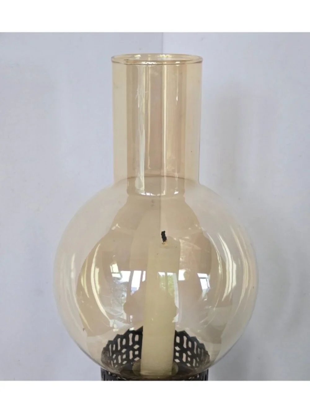 Vintage Brass Hurricane Candle Holder With Amber Glass Globe - Elegant Home Déco